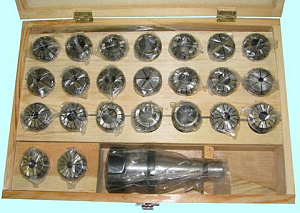 Патрон Цанговый с хвостовиком 7:24-40 ГОСТ 25827 исп.1 М16х2.0 с набором цанг ER40 из 23шт (4-26мм) "CNIC" 