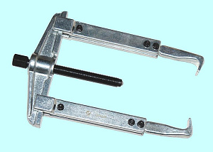 Съемник Винтовой 130х200мм 2 захвата передвижной удлиненный (TD0804L/2) "CNIC" 